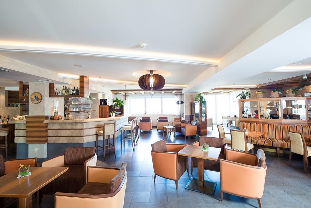 קאסטלרוטו Parc Hotel Tyrol מראה חיצוני תמונה
